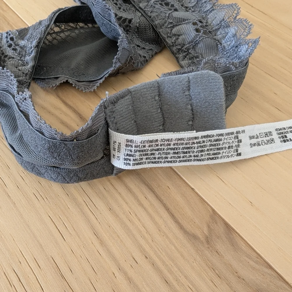 Free People Galloon Lace Halter Bralette Gray Plunge Stretchy Soft Wireless - Picture 9 of 9